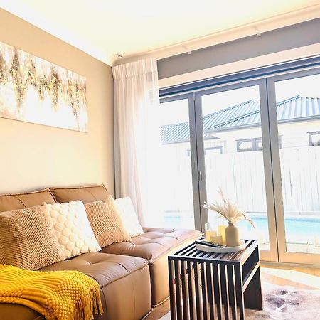 Summer Holiday 4 Bedrooms House In Hamilton With Pool And Spa Eksteriør bilde