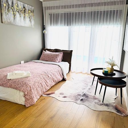 Summer Holiday 4 Bedrooms House In Hamilton With Pool And Spa Eksteriør bilde