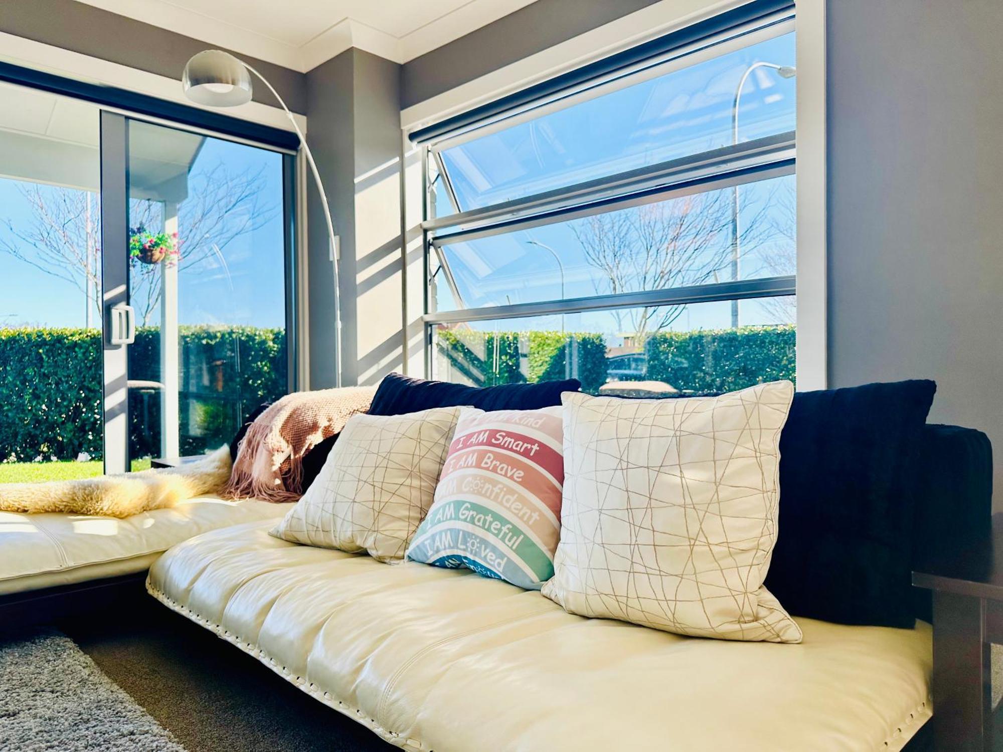 Summer Holiday 4 Bedrooms House In Hamilton With Pool And Spa Eksteriør bilde