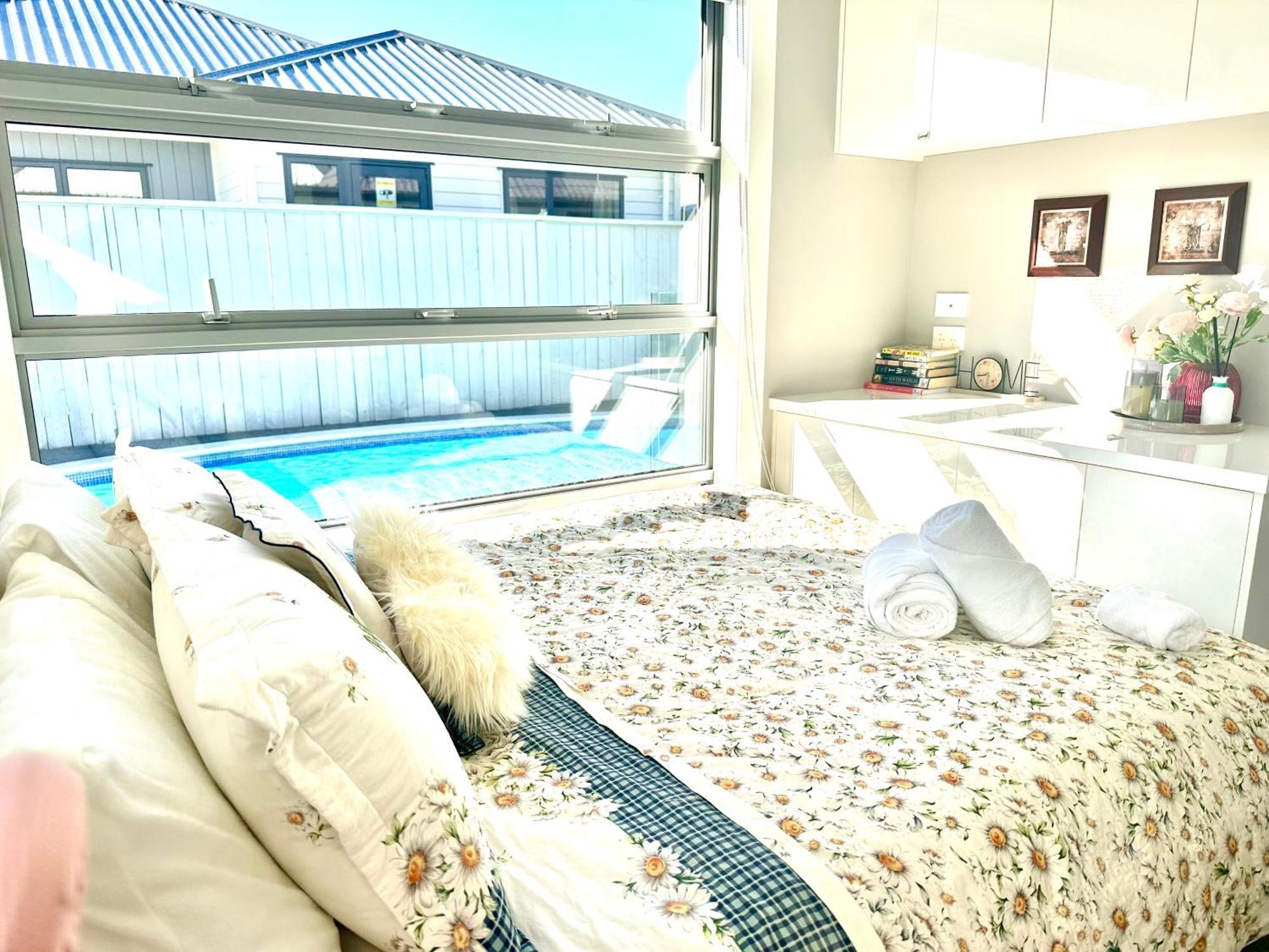 Summer Holiday 4 Bedrooms House In Hamilton With Pool And Spa Eksteriør bilde